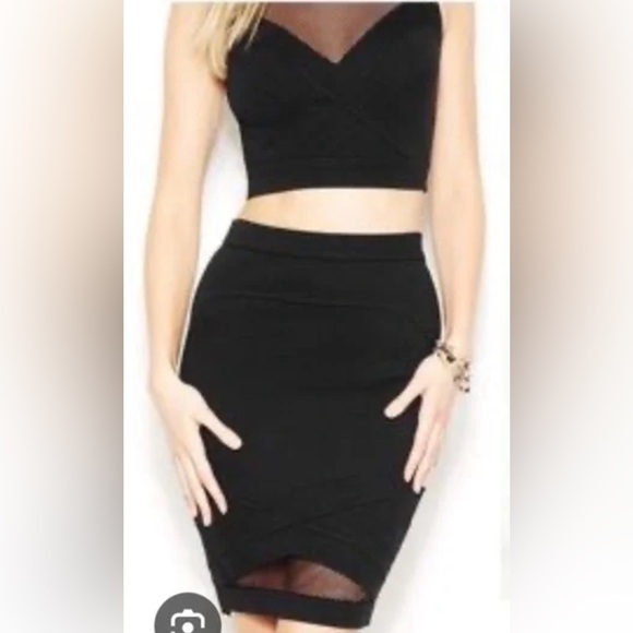 Guess Dresses & Skirts - Guess Sleek Black Pencil Skirt Set Womens Size Large